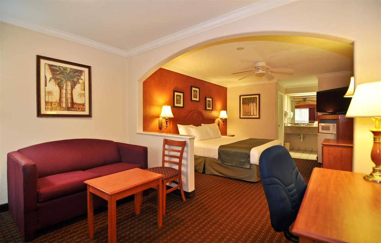 Best Western Pearland Inn Екстериор снимка